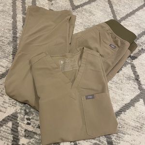 FIGS Scrub Top and Bottom